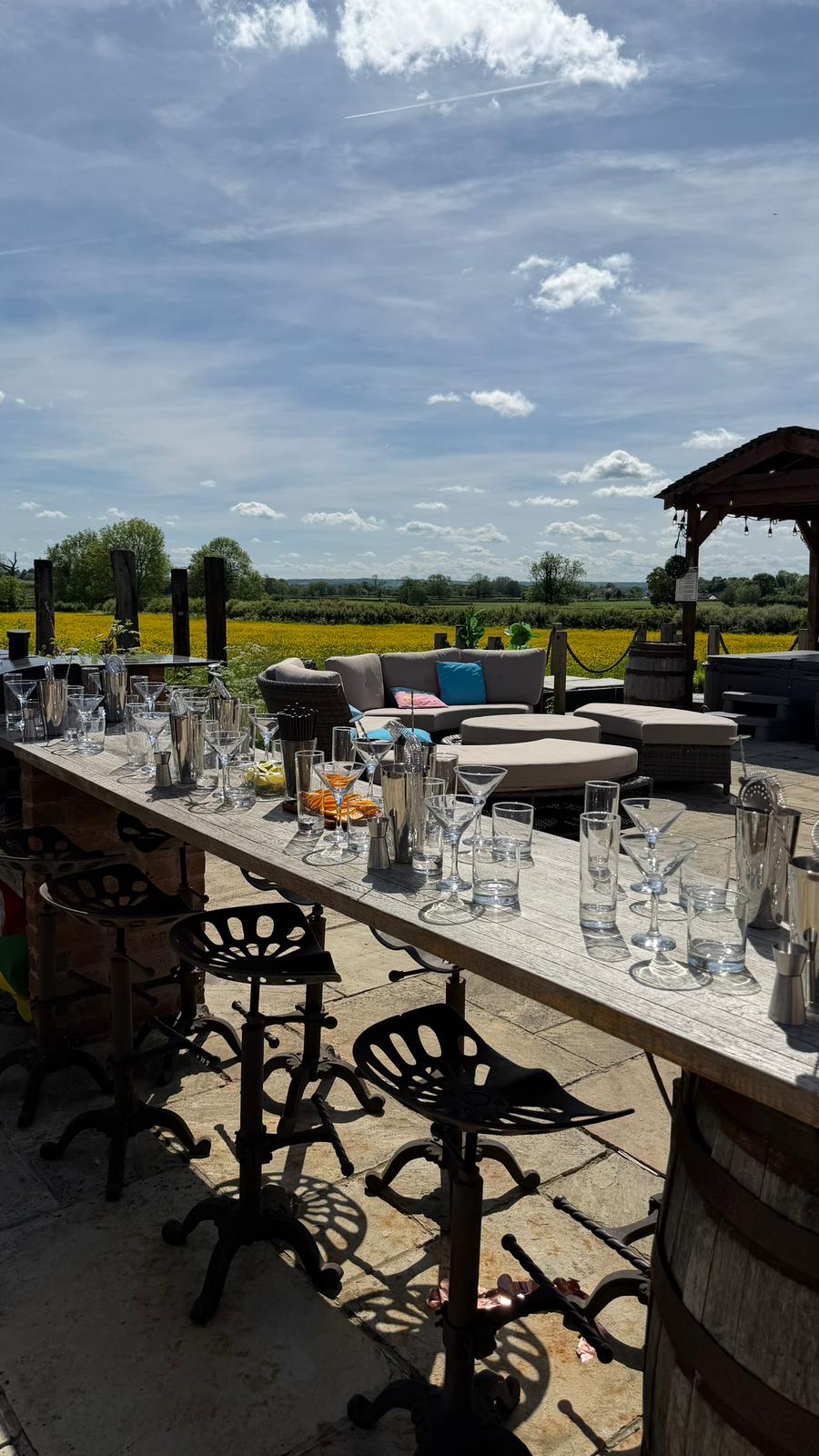 Mobile cocktail service venue